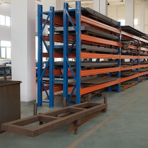 Kệ hàng nặng 4 cột trụ